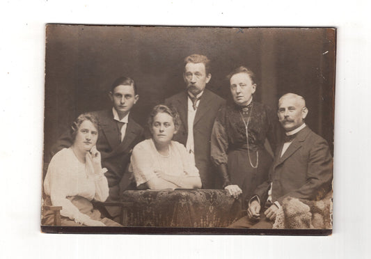 Fotografie Schönes Familienbild - unbekannter Ort 1910er
