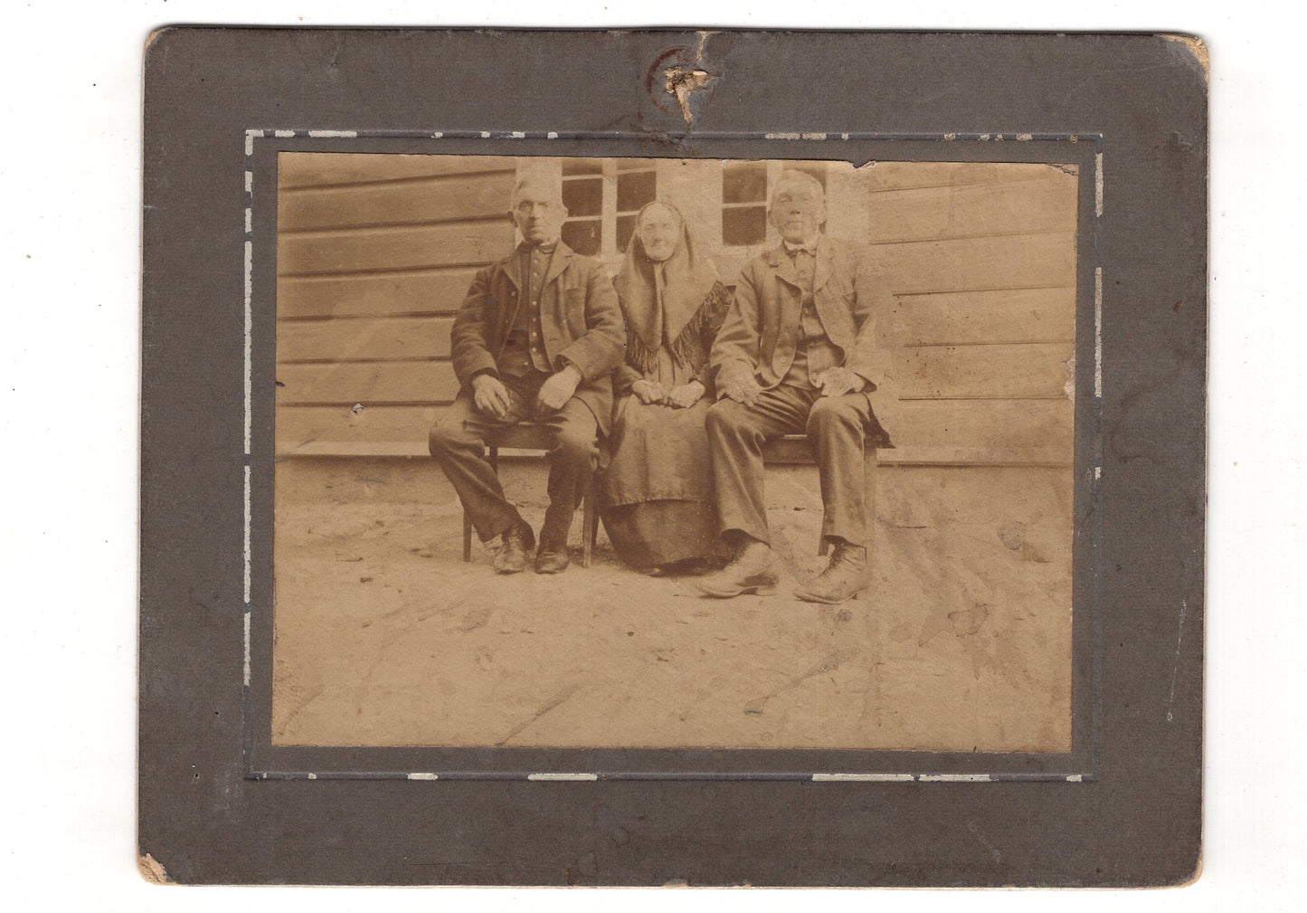 Fotografie Schönes Familienbild - unbekannter Ort 1900er