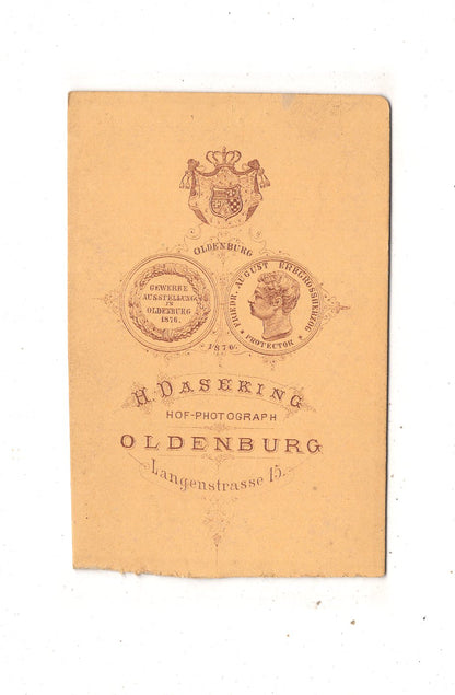 Fotografie Feine Dame mit kleinem Kind - Oldenburg 1870er