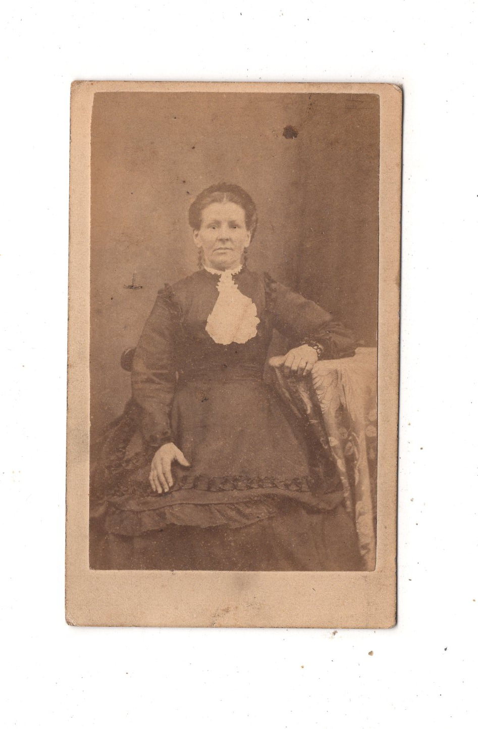 Fotografie Feine Dame - unbekannter Ort um 1870