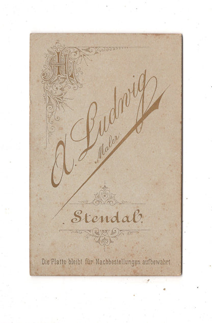 Fotografie Feine Dame mit kleinem Kind - Stendal 1880er