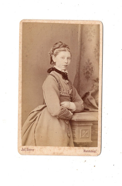 Fotografie Feine Dame - Hannover um 1870