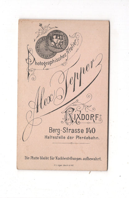 Fotografie Niedlicher kleiner Junge - Rixdorf 1890er / CDV M1-20