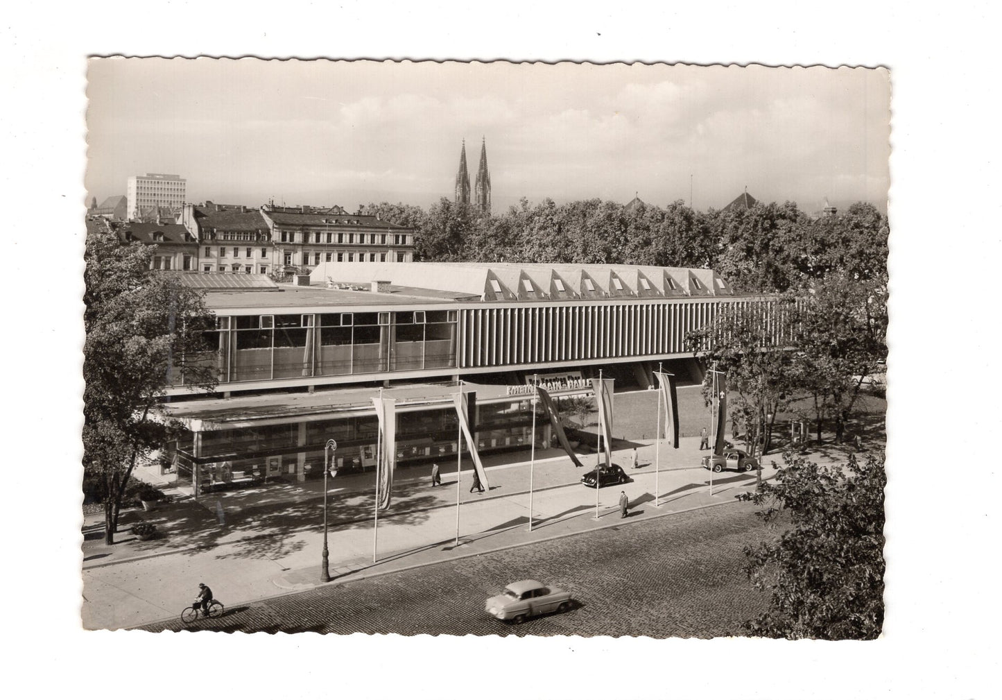 Ansichtskarte Wiesbaden / Rhein-Main-Halle / I1-65