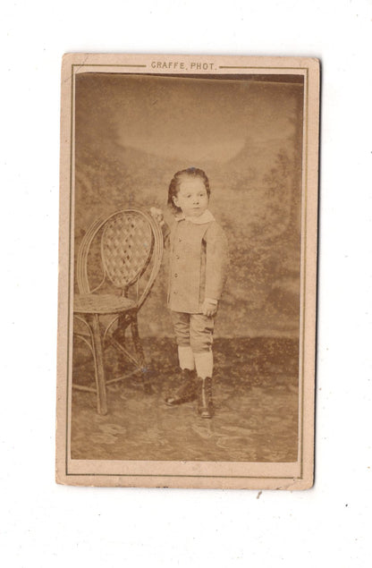 Fotografie Niedlicher kleiner Junge - Paris 1860er / CDV M1-20