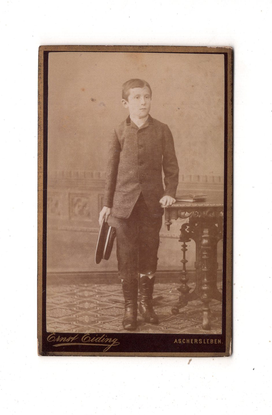 Fotografie Feiner Junge - Aschersleben um 1880 / CDV N1-03