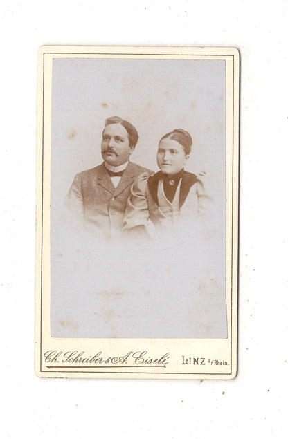 Fotografie Feines Paar - Linz am Rhein 1890er