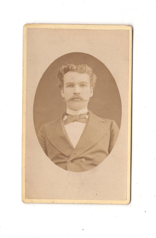 Fotografie Herrenportrait - Wiesbaden 1879 / CDV C1-18