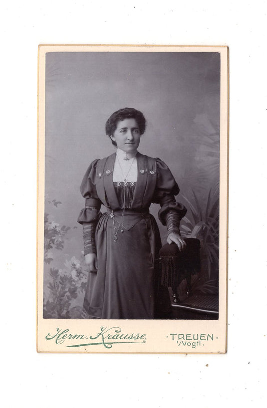 Fotografie Feine Dame - Treuen im Vogtland um 1900