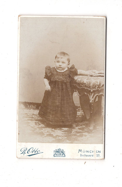 Fotografie Niedlicher kleiner Junge - München 1890er / CDV M1-21