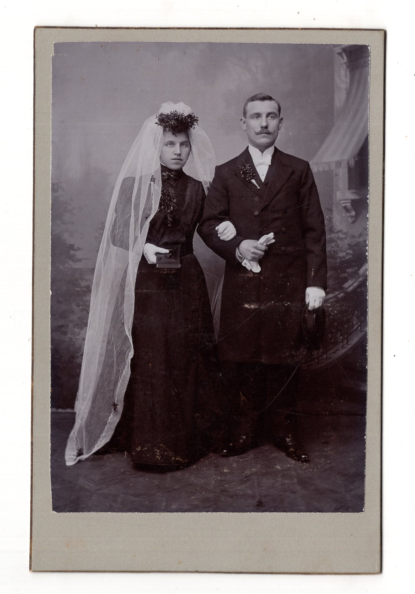 Fotografie Schönes Hochzeitsbild - unbekannter Ort 1900er