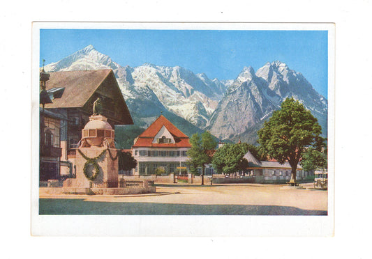 Ansichtskarte Garmisch / Marktplatz mit Alp- und Zugspitze / G1-54