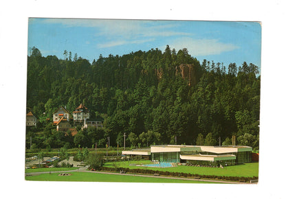 Ansichtskarte Bad Herrenalb / Schwarzwald / Thermalbad mit Falkenstein