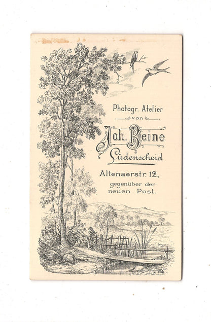 Fotografie Feine Dame mit kleinem Kind - Lüdenscheid 1890er