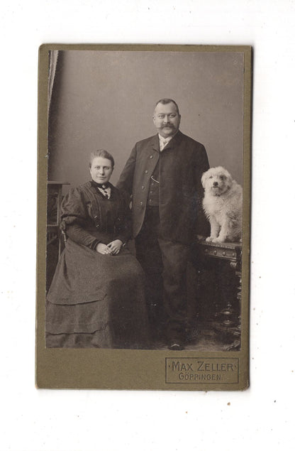 Fotografie Feines Paar mit Hund - Göppingen 1900er