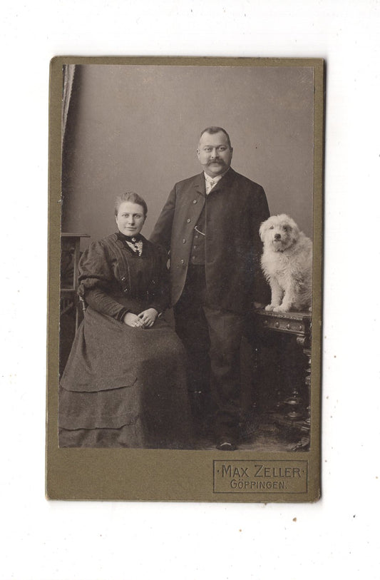 Fotografie Feines Paar mit Hund - Göppingen 1900er