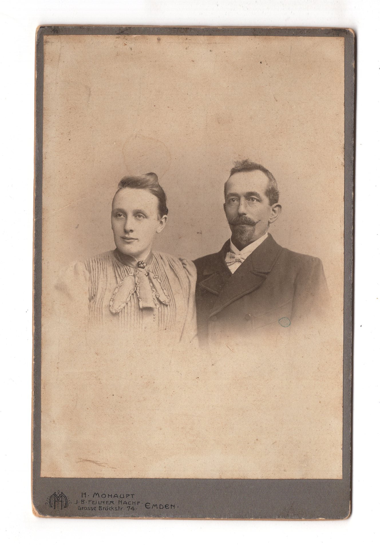 Fotografie Feines Paar - Emden um 1900 / CAB X-30