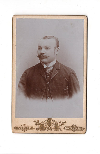 Fotografie Herrenportrait - unbekannter Ort 1900er / CDV C1-18