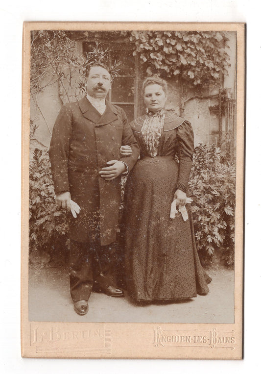 Fotografie Feines Paar - Enghien-les-Bains 1890er / CAB X-30