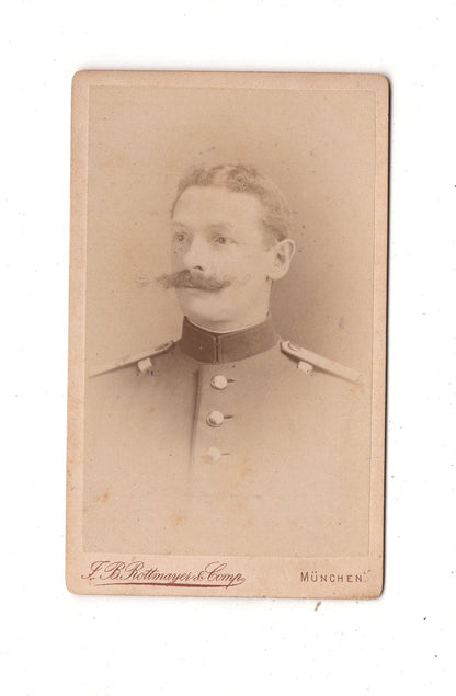 Fotografie Soldat mit Widmung - München 1886 / CDV M1-02