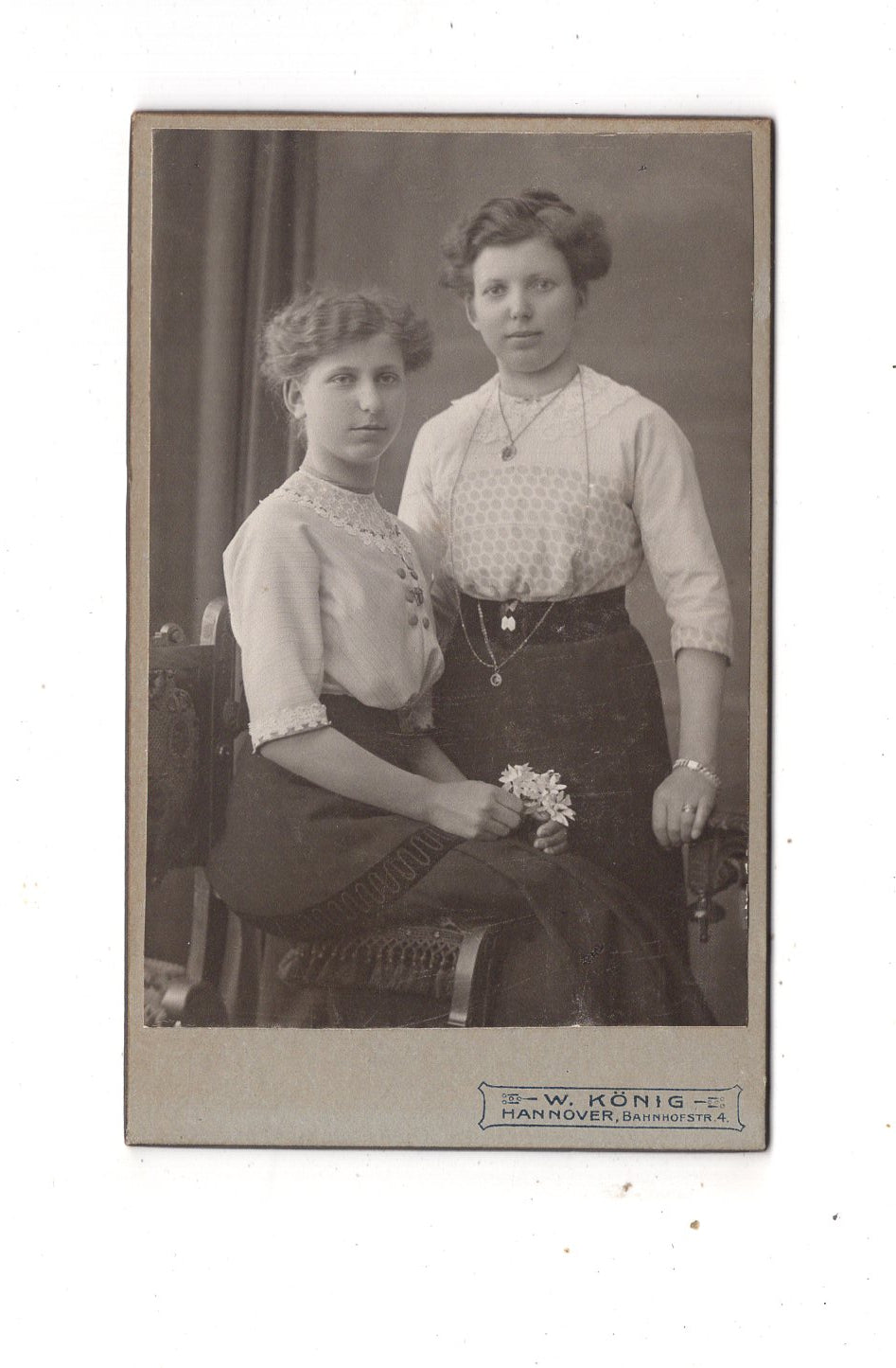 Fotografie Feine Damen - Hannover 1900er