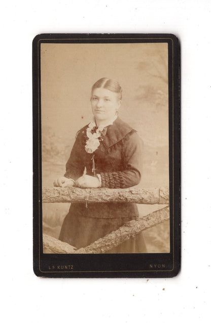 Fotografie Feine Dame - Nyon 1880er