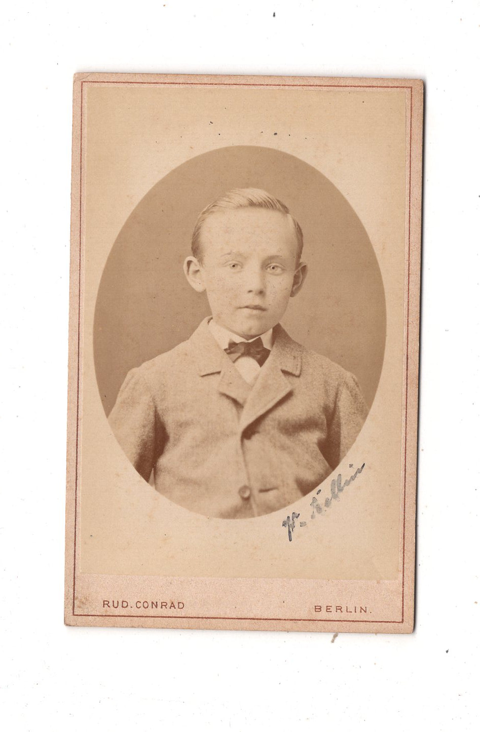 Fotografie Niedlicher kleiner Junge - Berlin 1870er / CDV M1-22