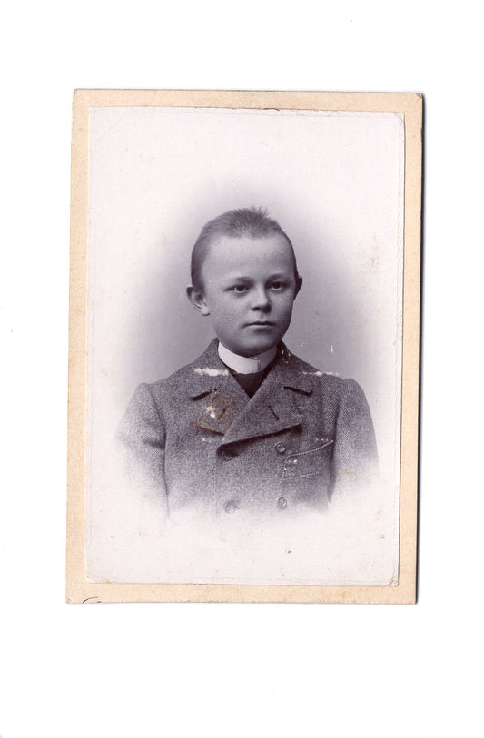 Fotografie Niedlicher kleiner Junge - Berlin 1890er