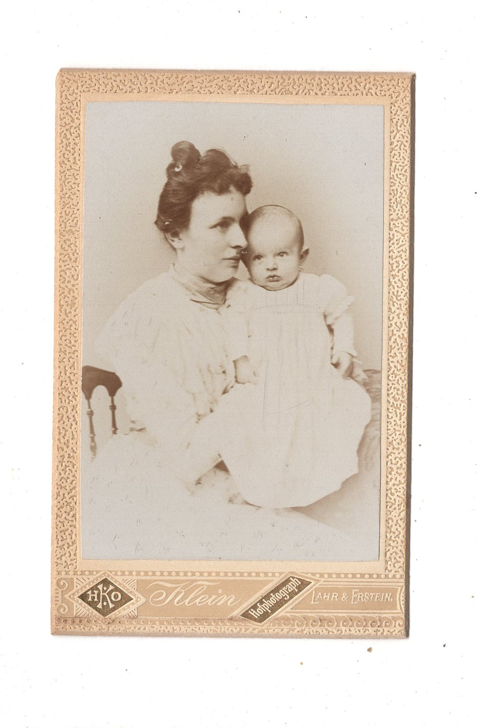 Fotografie Feine Dame mit Baby & Widmung - Lahr & Erstein 1900