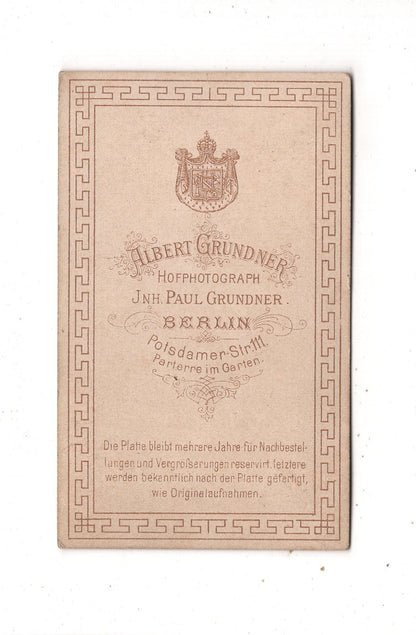 Fotografie Schönes Familienbild im Garten - Berlin 1880er