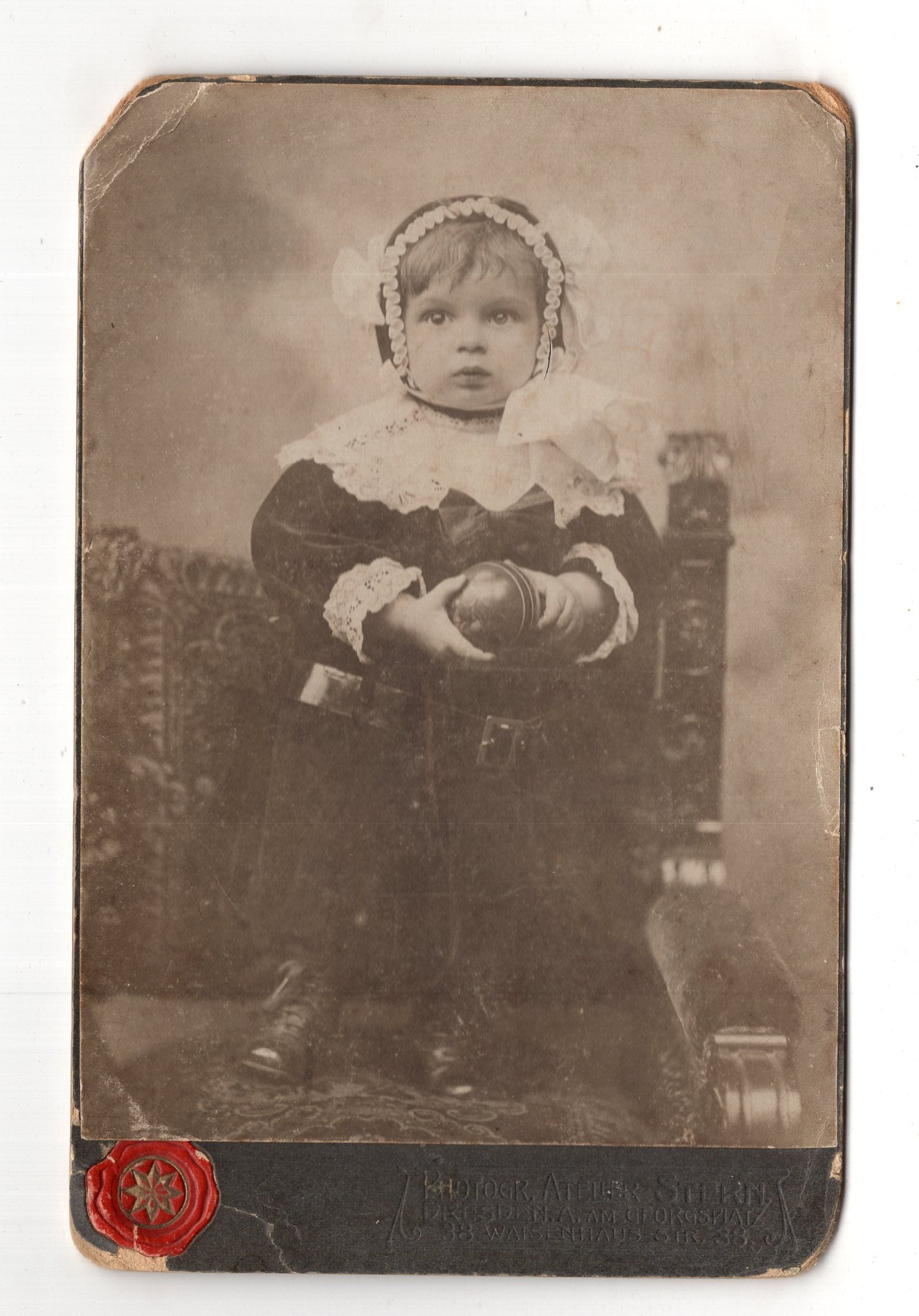 Fotografie Niedliches kleines Mädchen - Dresden um 1910