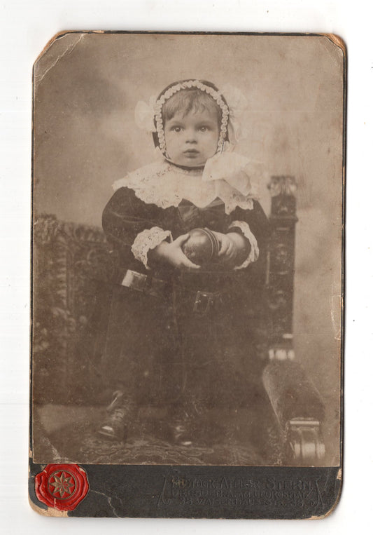 Fotografie Niedliches kleines Mädchen - Dresden um 1910