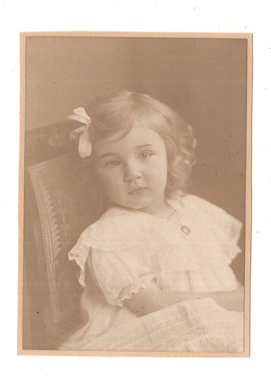 Fotografie Niedliches kleines Mädchen / benannt - Berlin um 1920