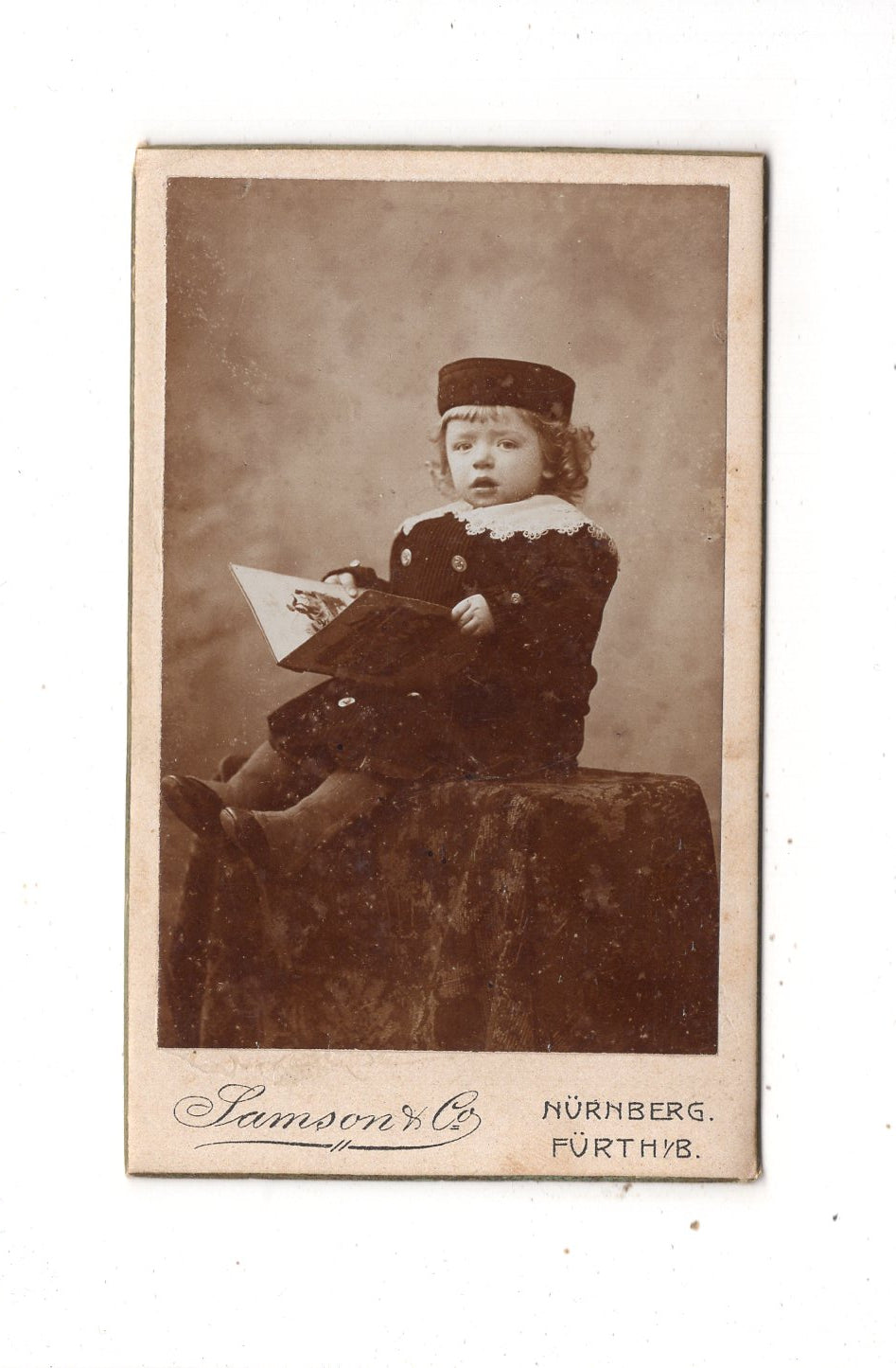 Fotografie Niedlicher kleiner Junge - Nürnberg / Fürth 1890er