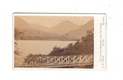 Fotografie The Arrochar Mountains from Inversnaid - Schottland 1870er