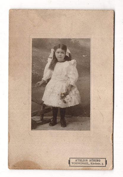 Fotografie Niedliches kleines Mädchen - Vohwinkel 1900er