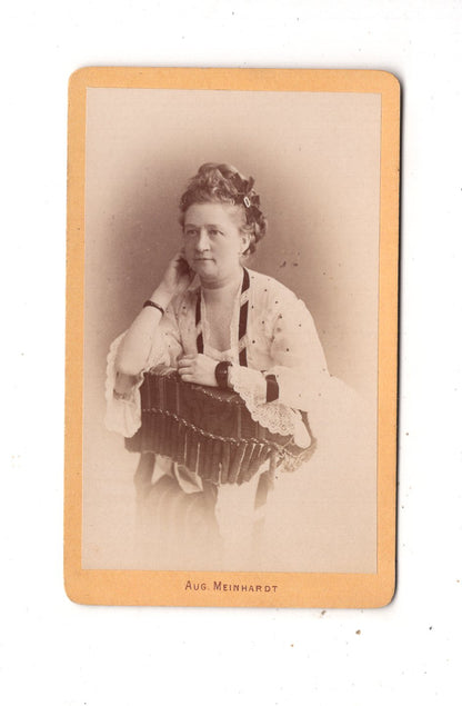 Fotografie Feine Dame / Schauspielerin Bertha Berndt mit Widmung - Hermanstadt 1875