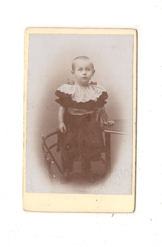Fotografie Niedlicher kleiner Junge - Aachen 1890er / CDV M1-23