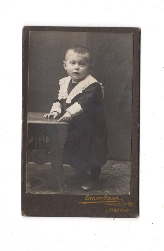 Fotografie Niedlicher kleiner Junge - Saalfeld an der Saale 1910er / CDV M1-23