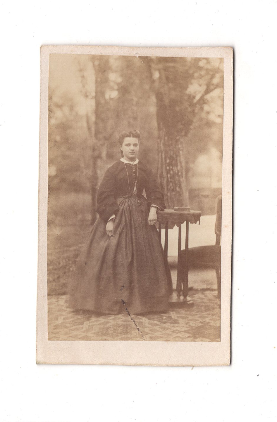 Fotografie Feine Dame / benannt - unbekannter Ort um 1870