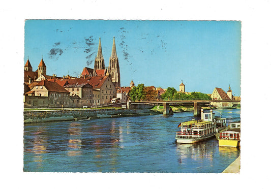 Ansichtskarte Regensburg / Donaupartie mit Blick zum Dom / H1-69