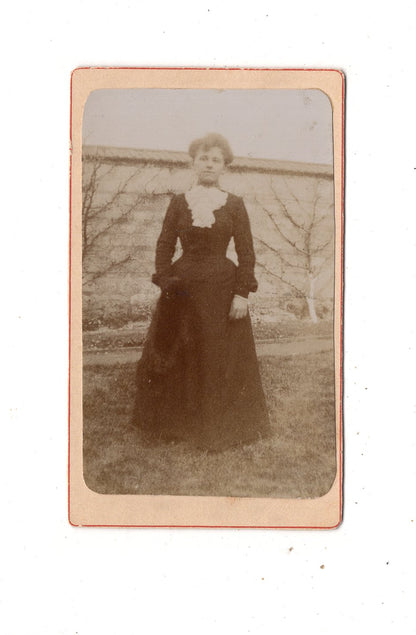 Fotografie Feine Dame / benannt - unbekannter Ort 1902