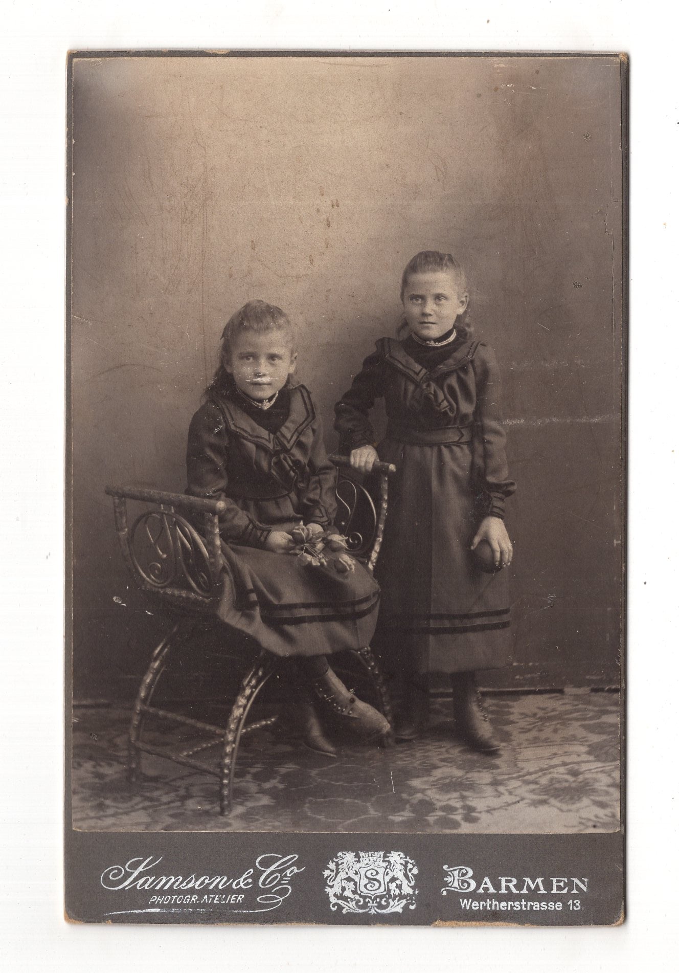 Fotografie Niedliche kleine Mädchen - Barmen 1900er