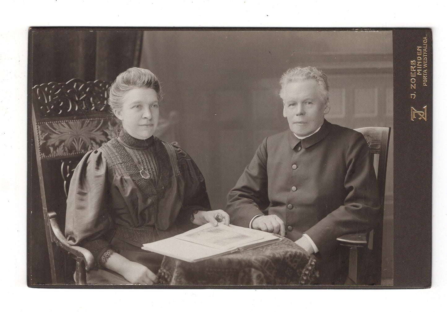 Fotografie Feines Paar - Minden / Porta Westfalica 1900er / CAB X-33