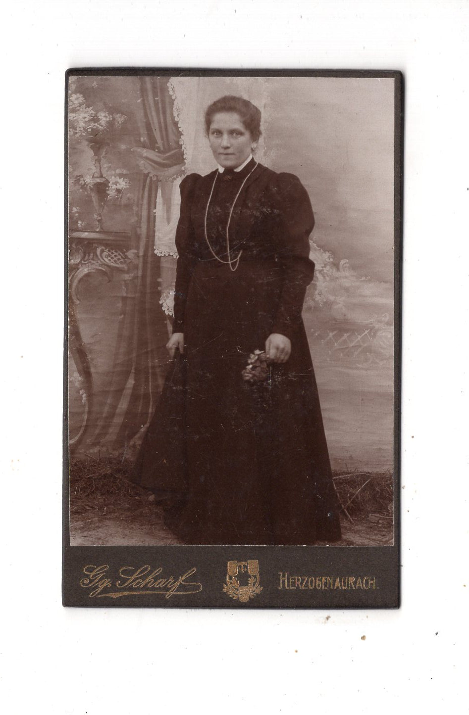 Fotografie Feine Dame - Herzogenaurach 1900er