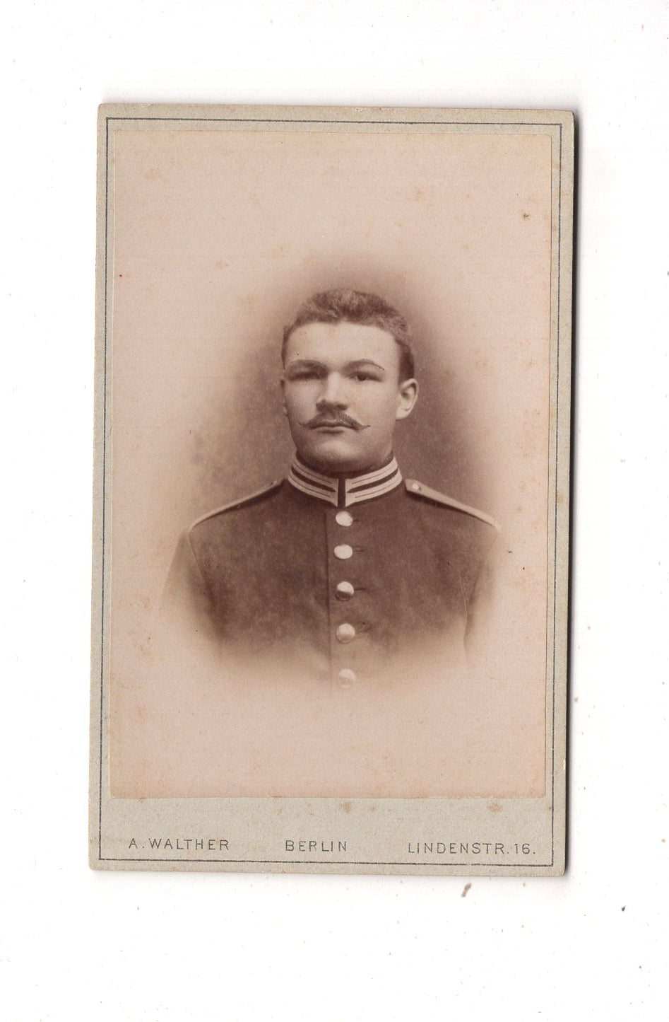 Fotografie Soldat - Berlin um 1890 / CDV M1-03