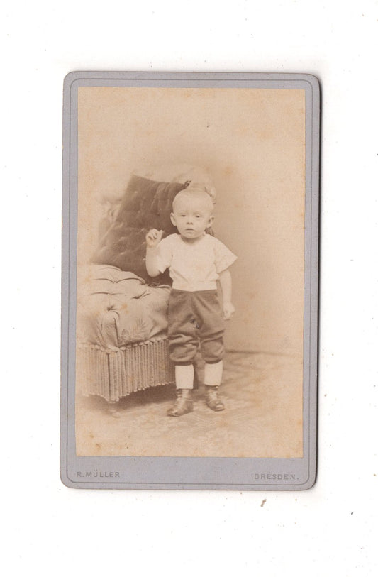 Fotografie Niedlicher kleiner Junge - Dresden 1870er / CDV M1-23